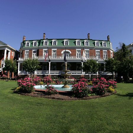 The Martha Washington Inn And Spa 애빙던 외부 사진