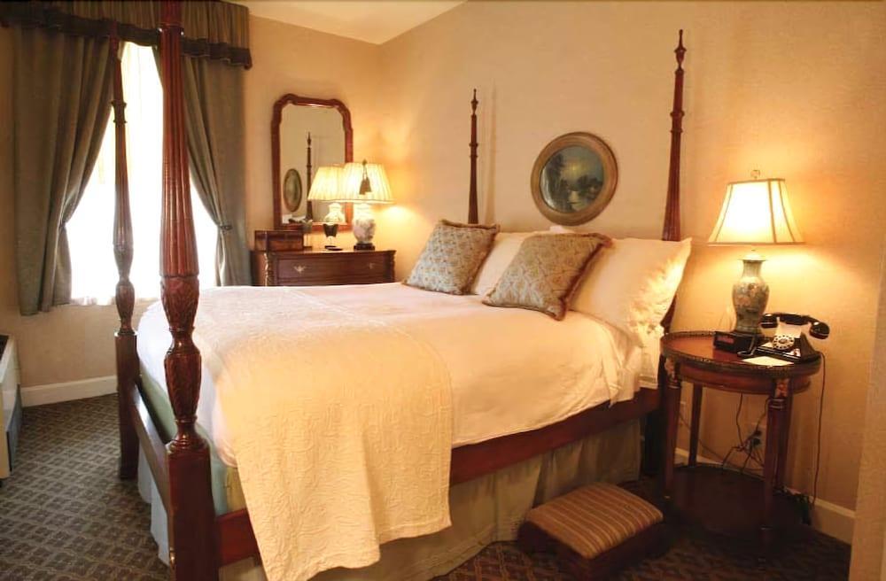 The Martha Washington Inn And Spa 애빙던 외부 사진